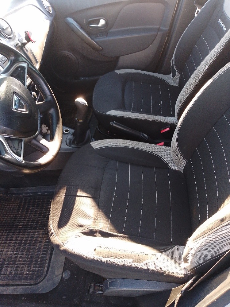 Dacia sandero - 3