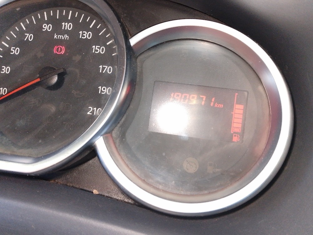 Dacia sandero - 6