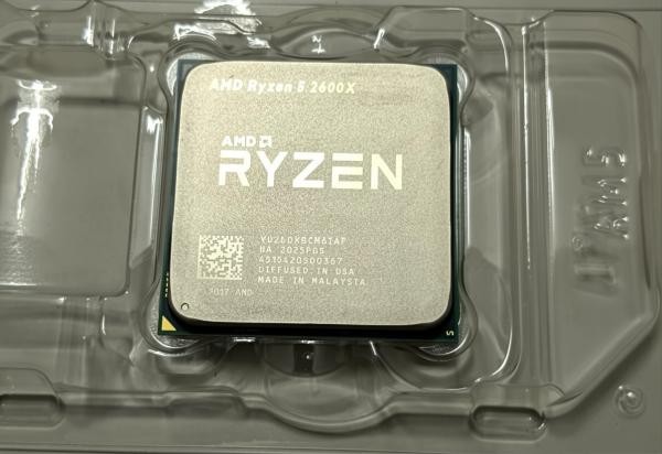AMD Ryzen 5 2600X - 1