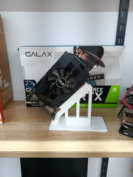 ASUS GeForce GTX 1050 Ti 4GB - 1