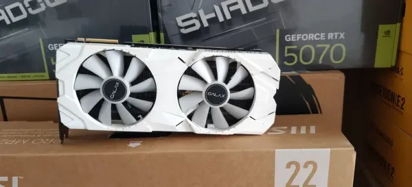 Galax RTX 2080 8gb white édition - 1