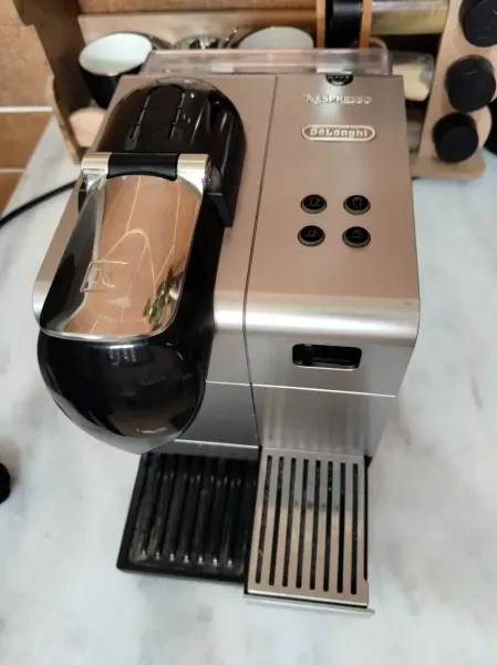Nespresso Machine Cafe - 1