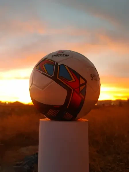 Ballon foot size 5 semi pro - 1