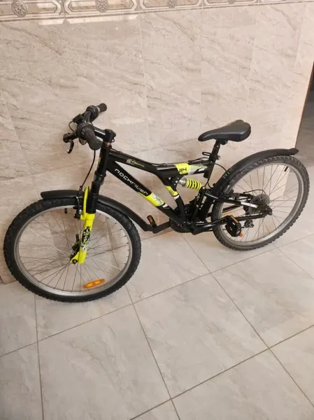 VELO ROCKRIDER 24 pouces - 1