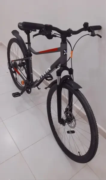 B'TWIN - 1