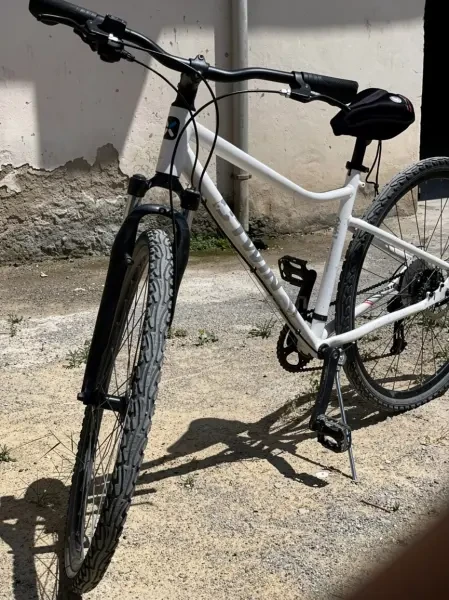 Btwin - 1