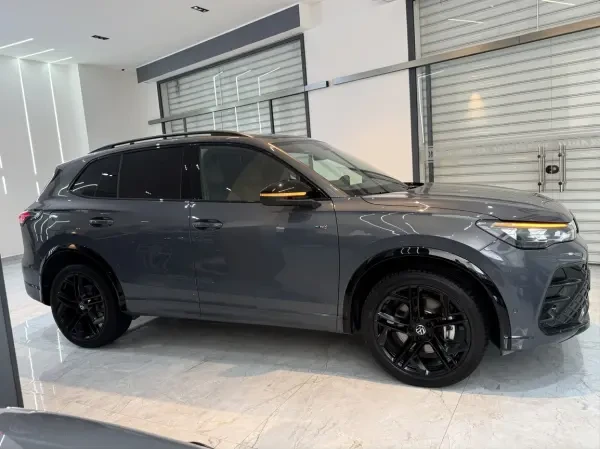 Volkswagen Tiguan 2024 R-Line - 1