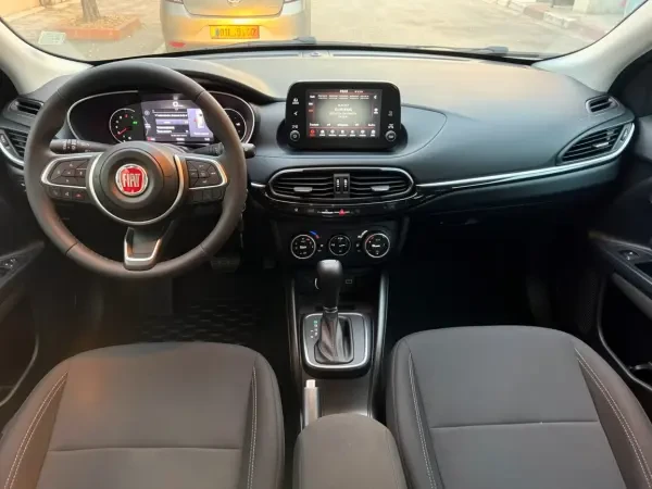 Fiat Tipo Sedan 2024 Urban Plus - 3