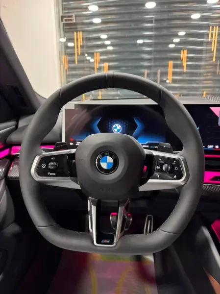 BMW Série 5 2026 Pack m sport sdr - 3
