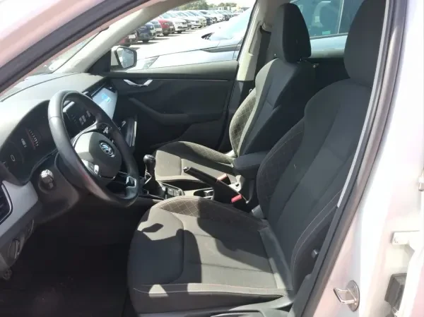 Skoda Kamiq 2023 SELECTION 150CV - 3