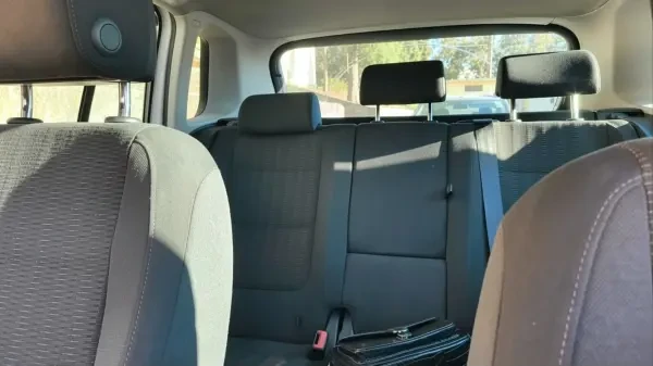 Volkswagen Tiguan - 2