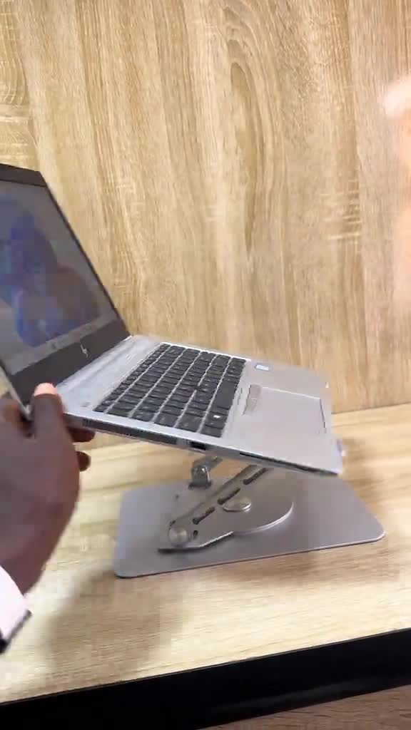 HP ELITBOOK 840G6 - 1