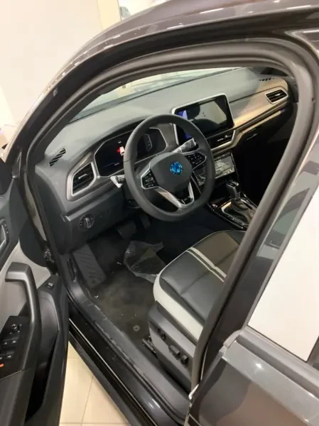 Volkswagen New T-Roc 2026 R-Line - 4