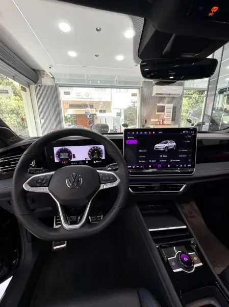 Volkswagen Tiguan 2024 R-LINE - 2