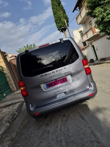 Peugeot Expert 2026 Traveller bus - 3