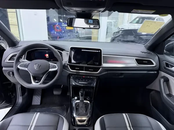 Volkswagen T-Roc 2026 R-Line - 2