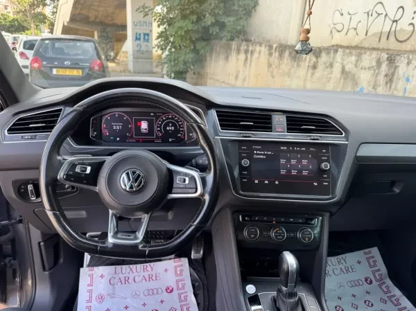 Volkswagen Tiguan 2019 R Line - 2