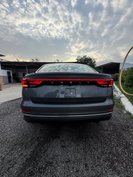 Geely Emgrand 2026 - 4