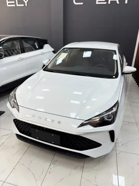 Roewe Luxury 2026 - 3