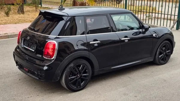 Mini 2022 Cooper S - 2