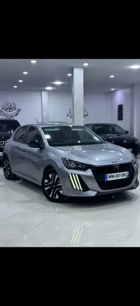 Peugeot 208 2025 E-Style - 3