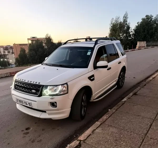 Land Rover Freelander 2 2014 Free - 3