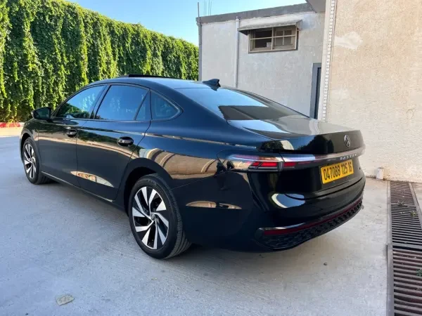 Volkswagen Passat 2025 Pro - 3