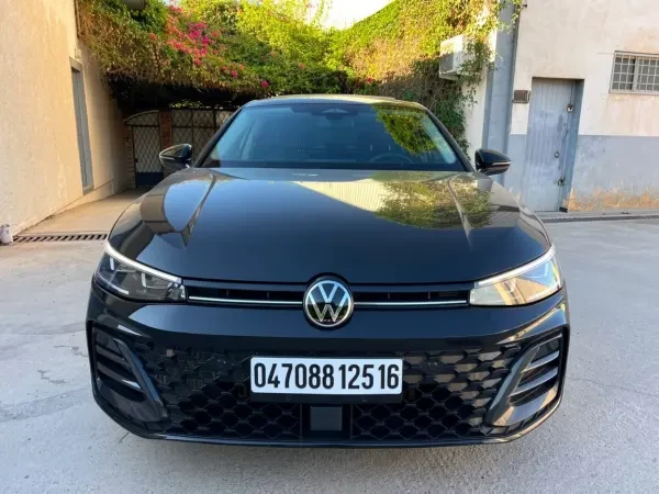 Volkswagen Passat 2025 Pro - 2