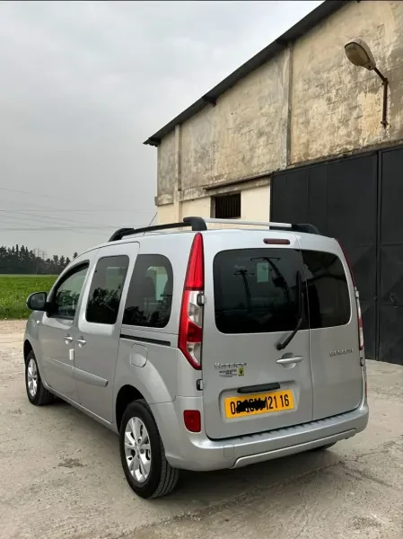 Renault Kangoo 2021 Privilège + - 3