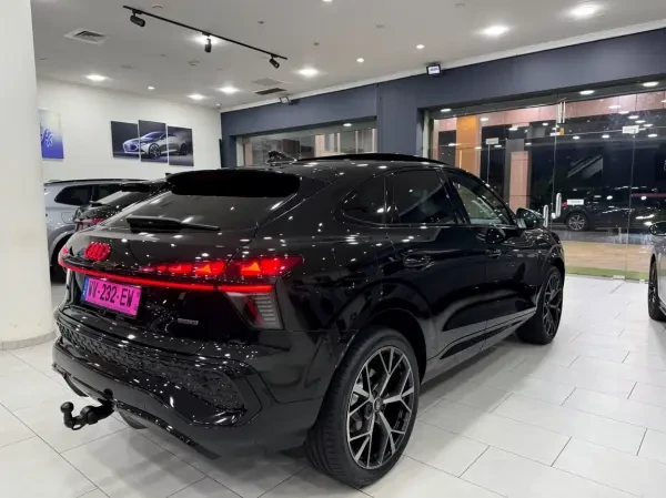Audi Q3 2026 Sportback QUATTRO S - 1