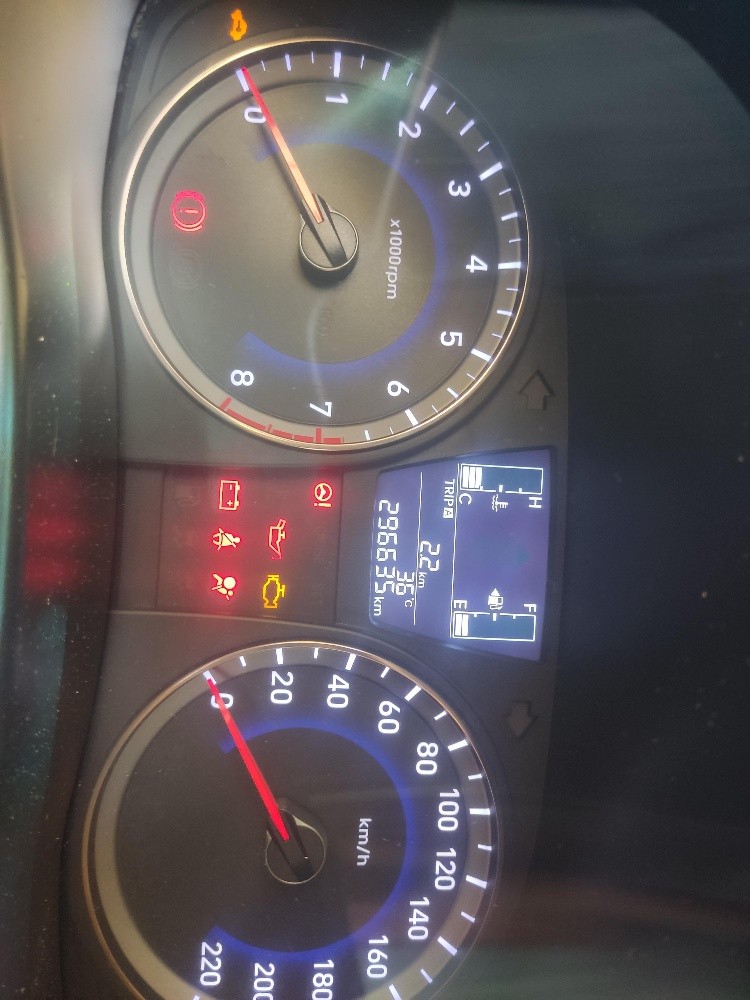 hyundai accent rb - 2