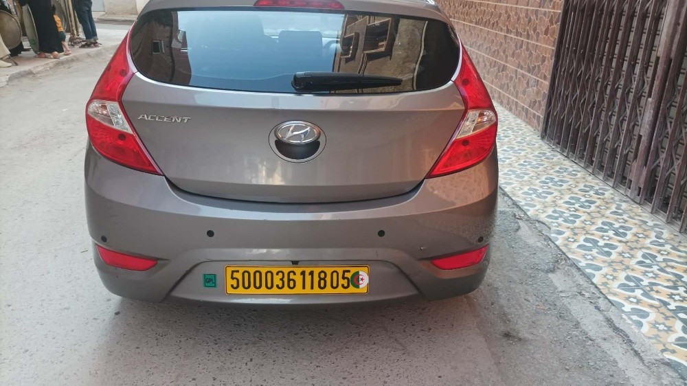 hyundai accent rb - 7
