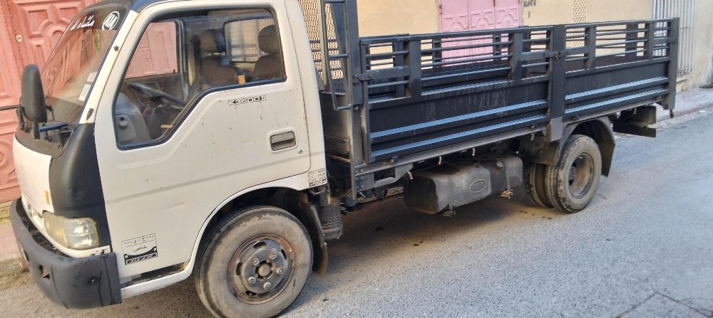 kia k3600 - 2