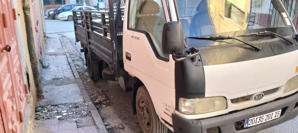 kia k3600 - 4