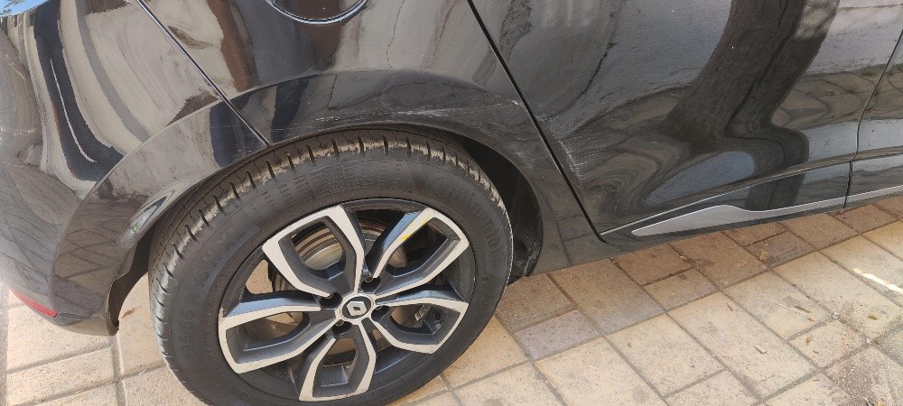 À vendre : Clio 4 Limited 1.5dci - 4
