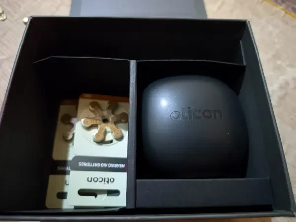 Appareil auditif danois Oticon - 1
