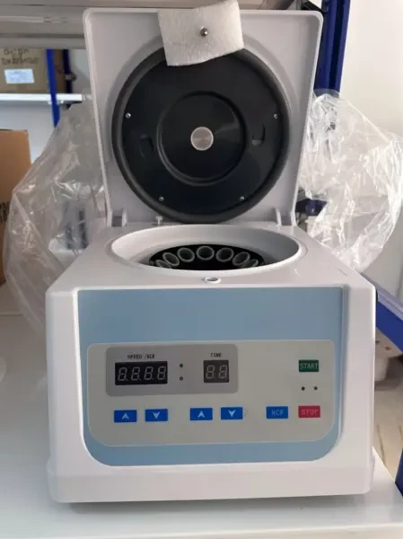 Centrifugeuse de table à basse - 1
