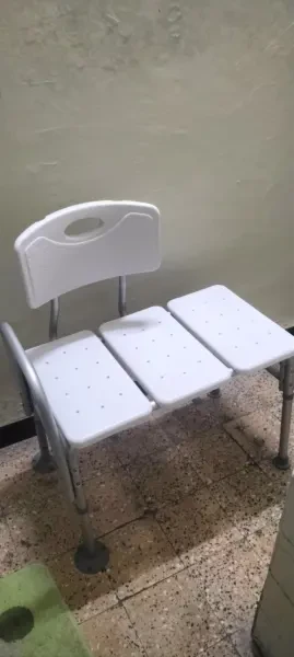 Banc de transfert baignoire - 1