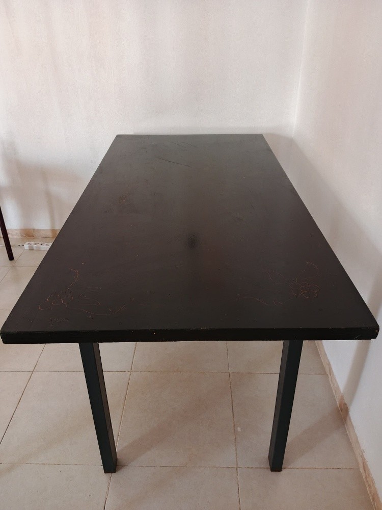 طاولة - 1