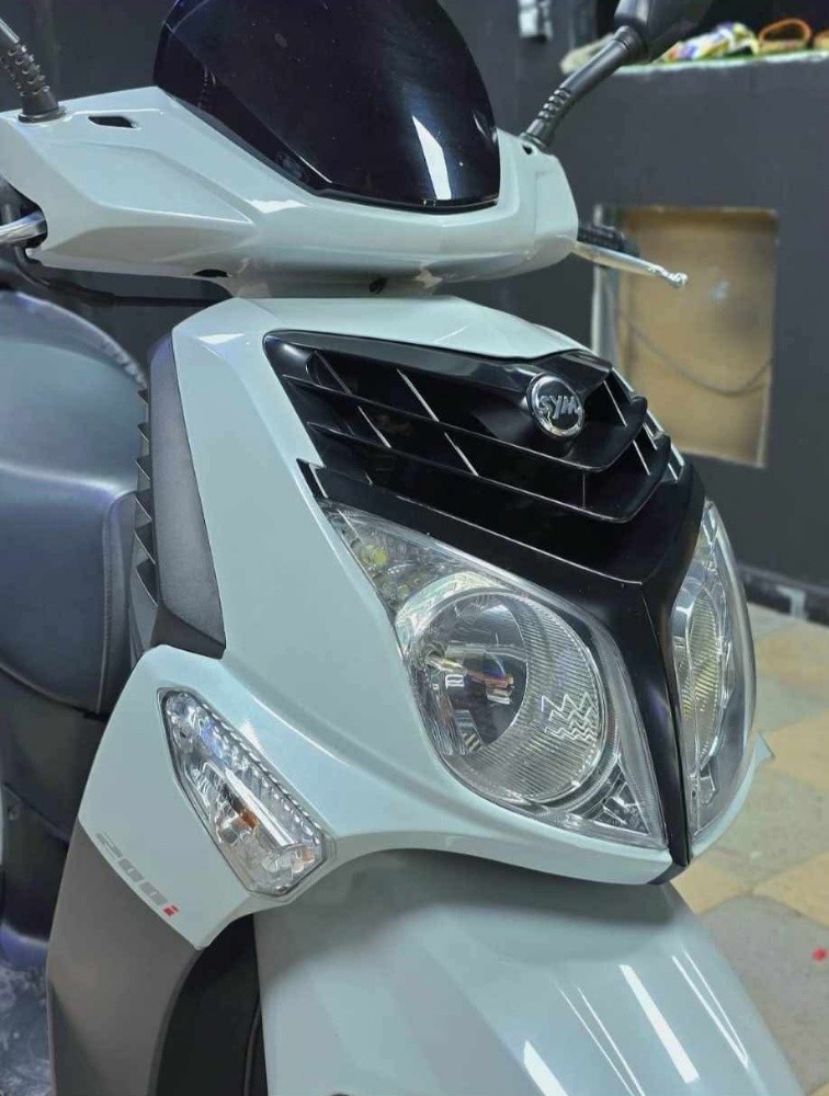 Sym hd 200 - 3