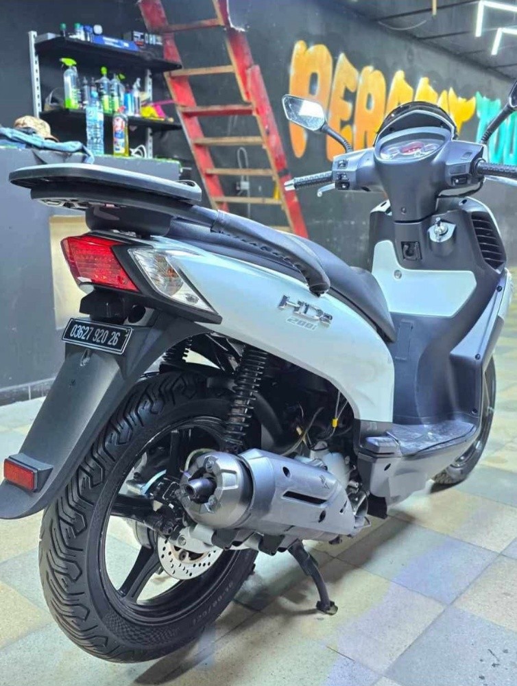 Sym hd 200 - 6