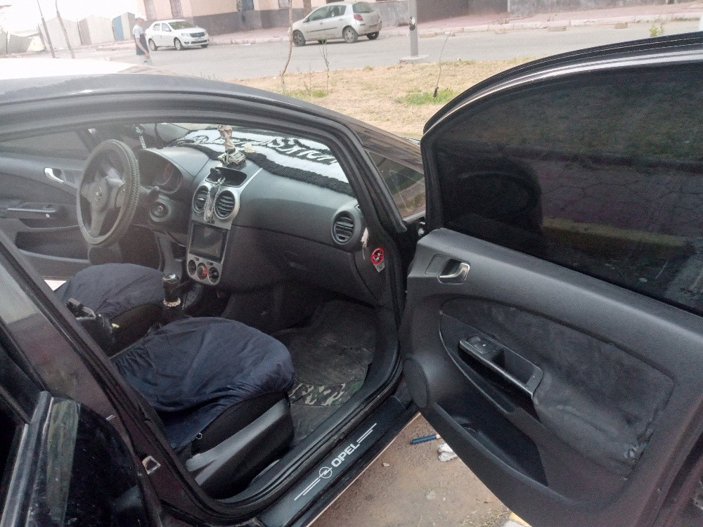 Opel corsa   - 4