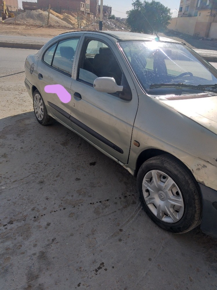 megane classic 2002  - 1