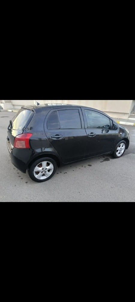سيارة طويوطا ياريس 2008 - 9