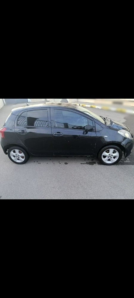 سيارة طويوطا ياريس 2008 - 2