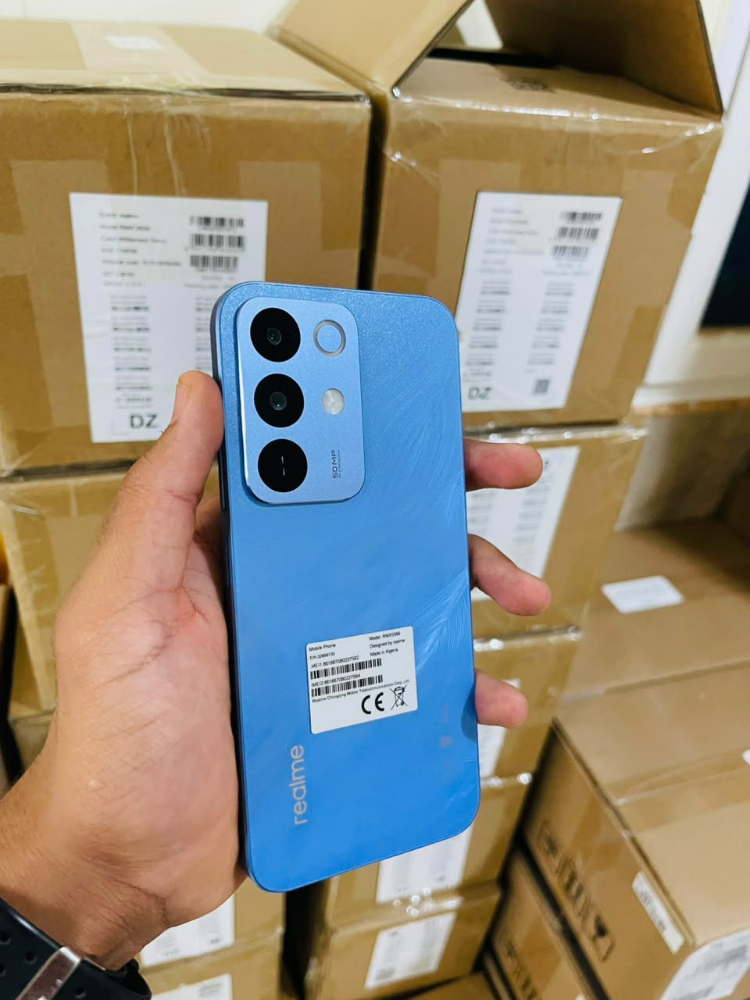 SMART PHONE REALME C85. 6GB/128 - 4