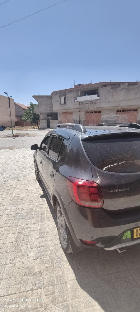 داسيا سانديرو ستيبواي 2017 - 3