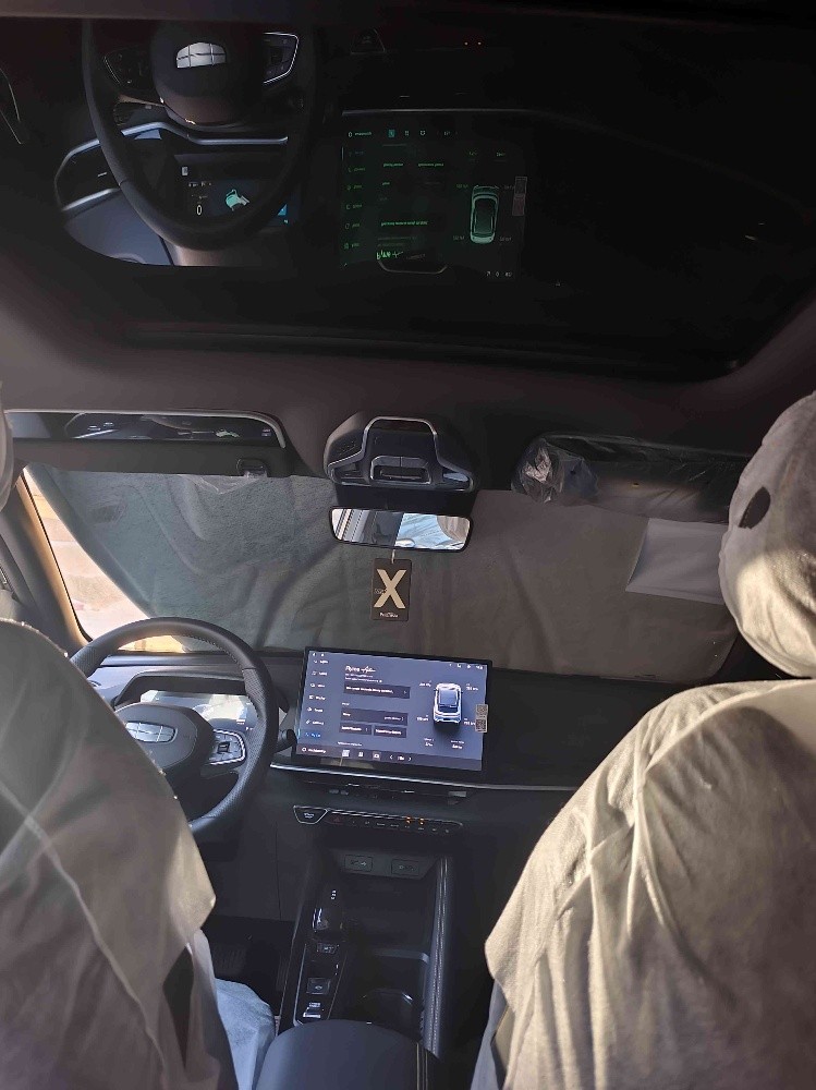 Geely coolray full option - 6