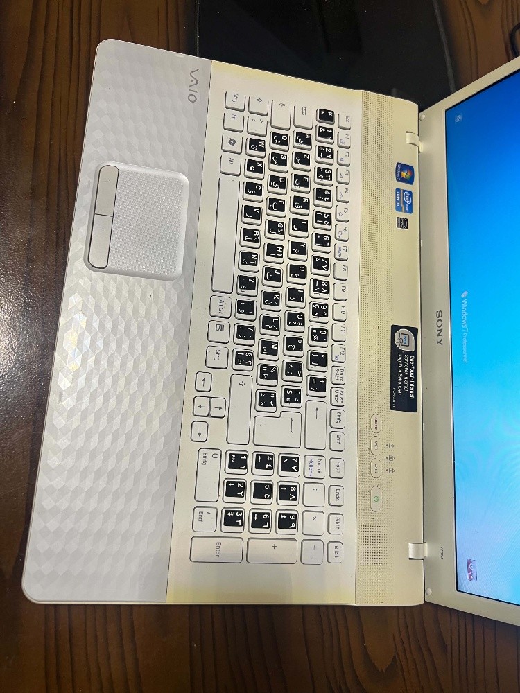 sony vaio core i3 - 3