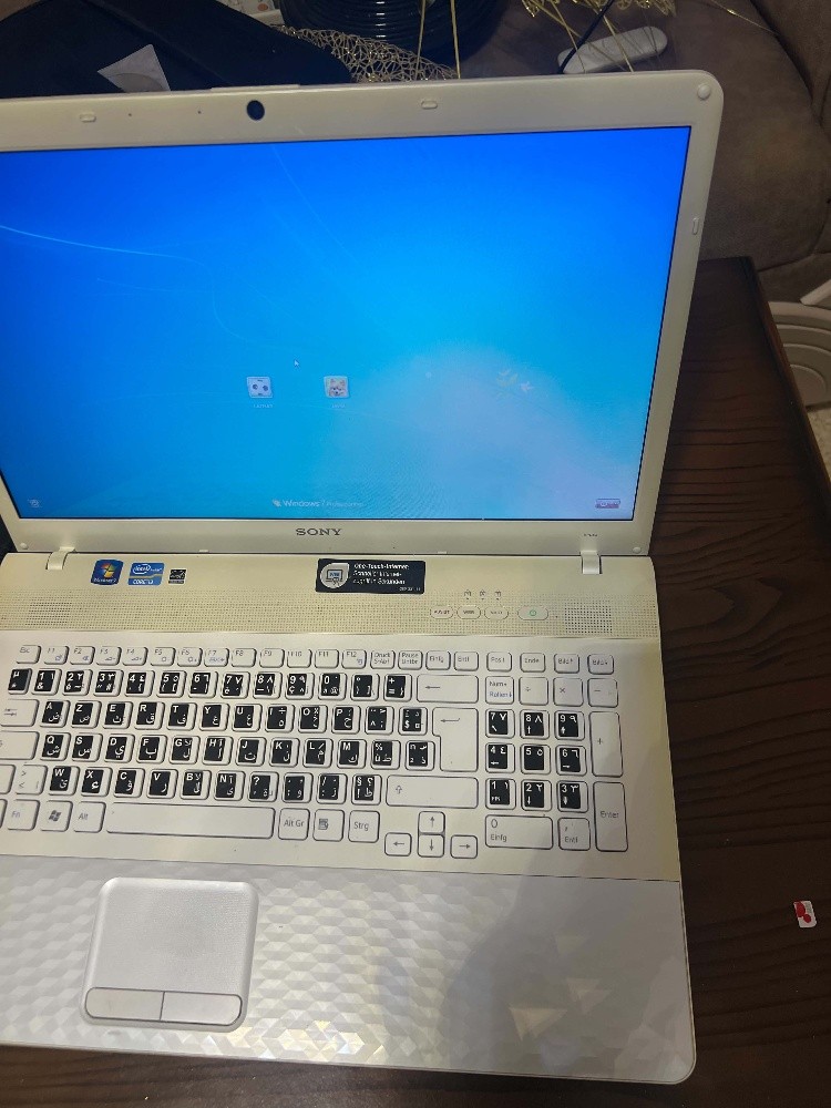 sony vaio core i3 - 2